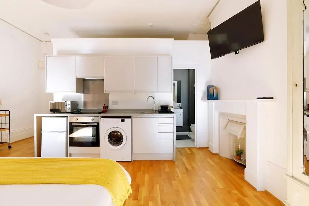 Apartment Light And Spacious Brunswick By The Sea Brighton United Kingdom